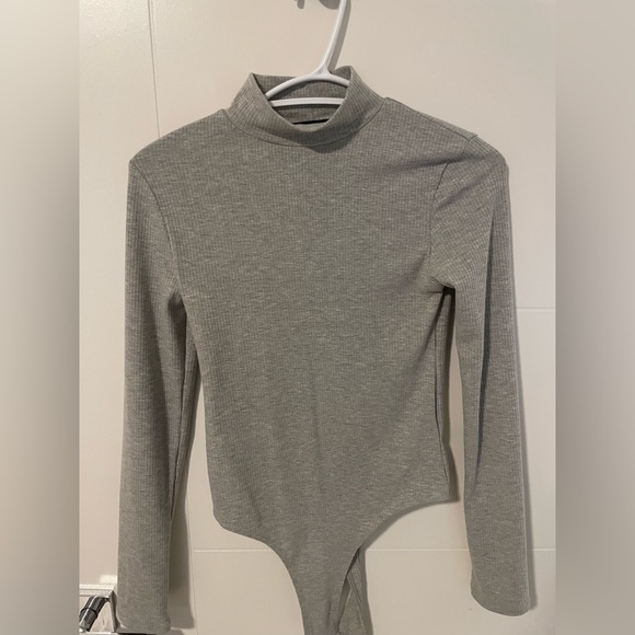 Grey body suit! Never worn in perfect condition - Picture 1 of 2